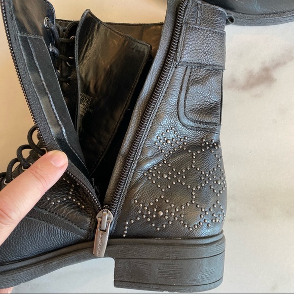 VINCE CAMUTO Black Leather Studded Moto Boot Tanowie - Picture 10 of 11